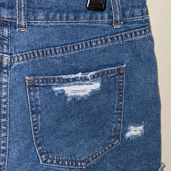 Maurices Best Seller Trixie High Rise Jean Shorts - Picture 8 of 13